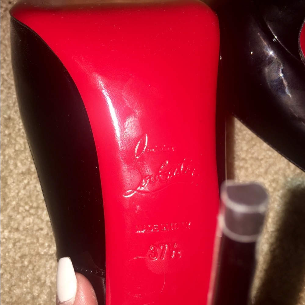 New Very Prive Christian Louboutins - Picture 5 of 6