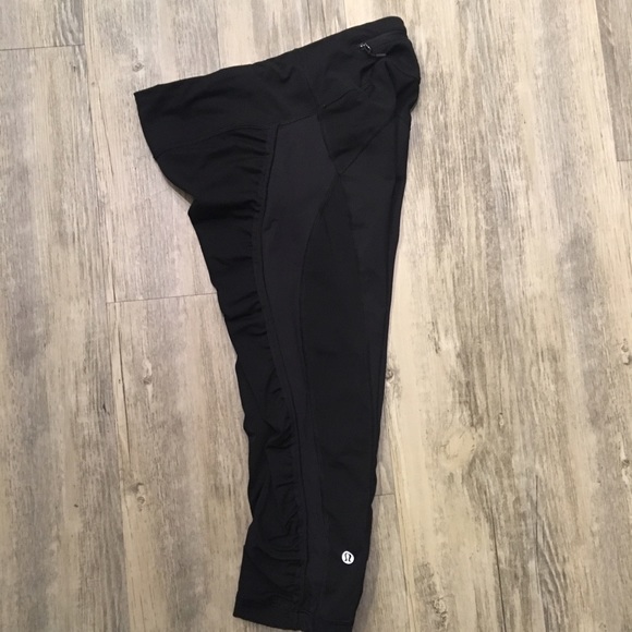 Black Lululemon Athletica yoga - Picture 4 of 4