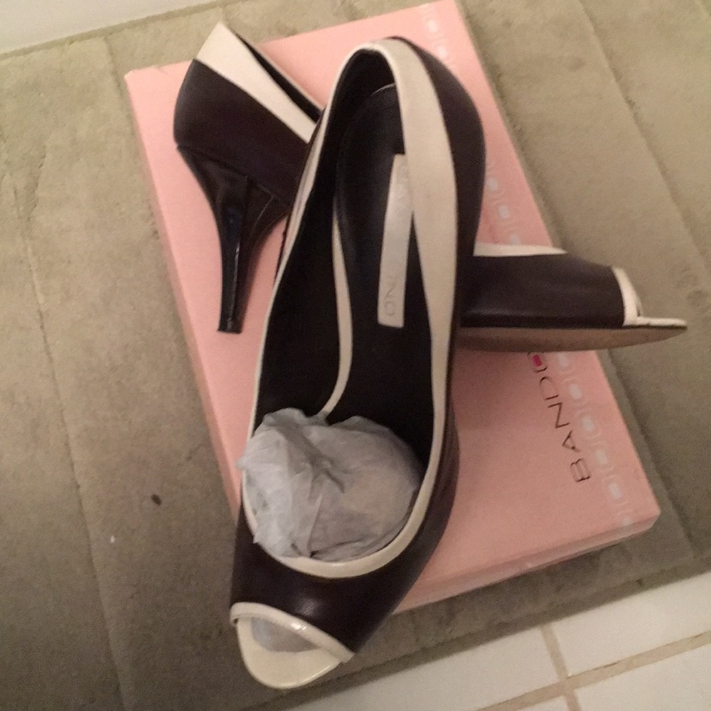 Dark Brown & Ivory Leather peep toe heel