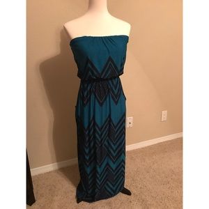 Maxi dress