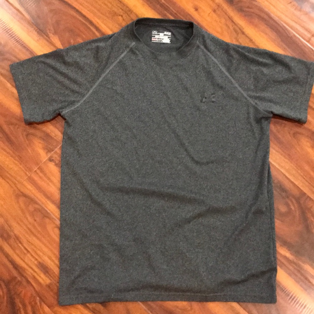 Under Armour men’s t-shirt small grey fast dry