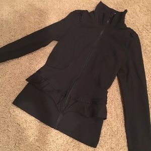 LuluLemon Jacket (Size 8)