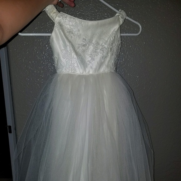 Custom-made Flower Girls Dress 2 to 3 yr old child - Picture 2 of 2