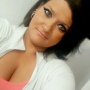 Meet your Posher, Chanelle