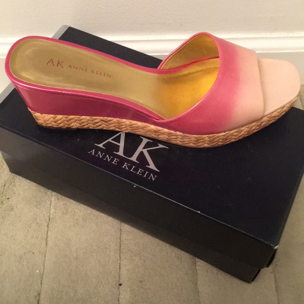 Anne Klein Ligna Medium Pink Patent Sandal