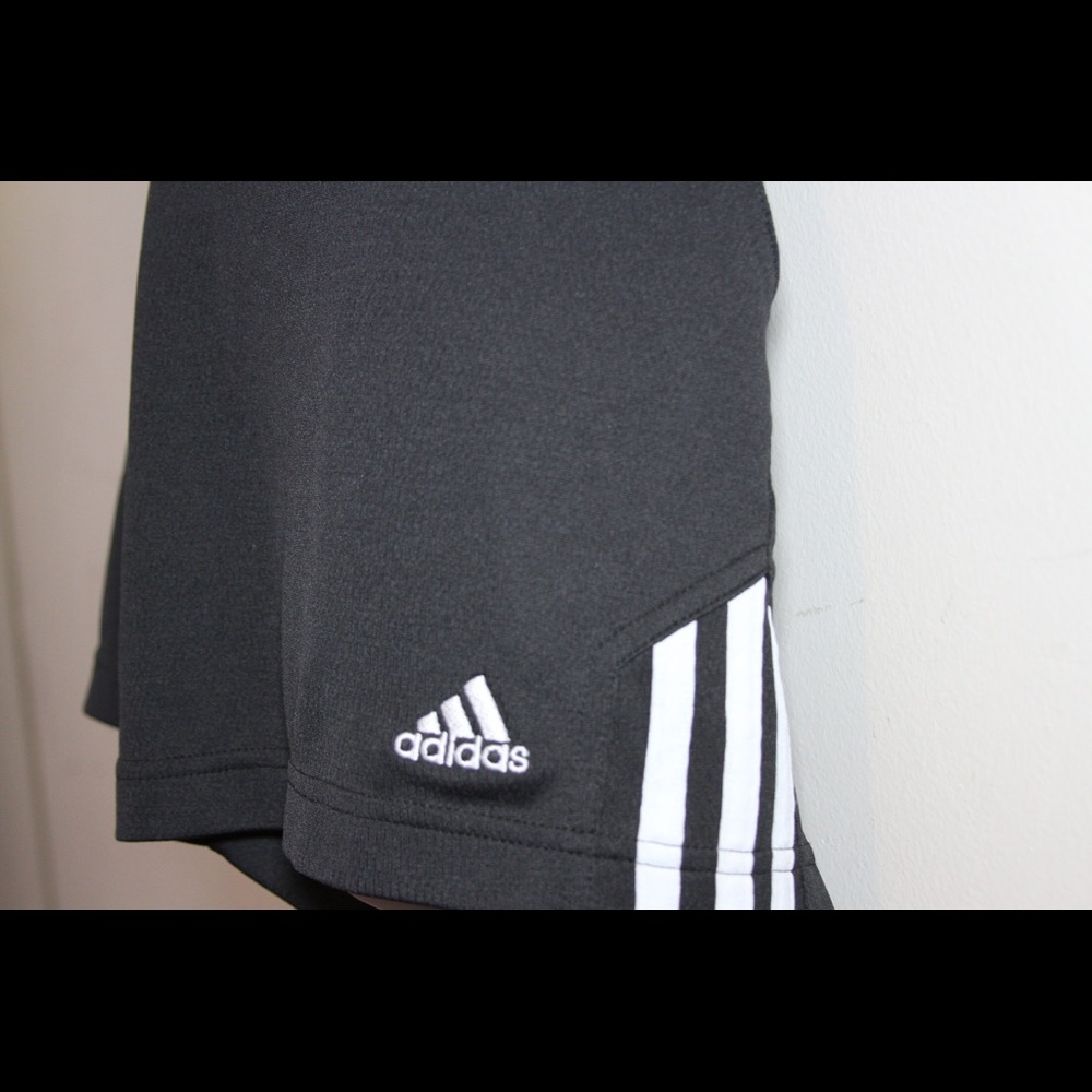 Adidas Original Women Black Shorts Size Medium US