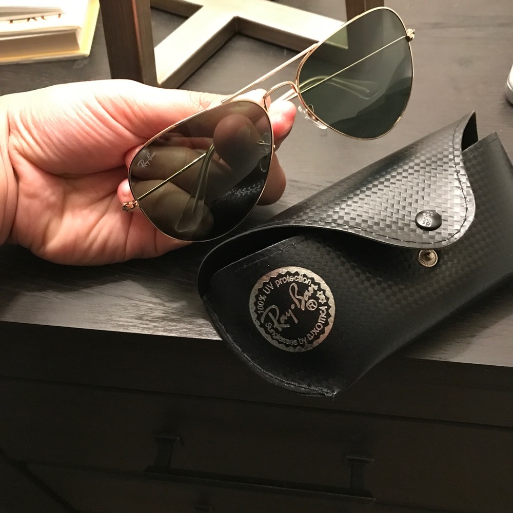 Ray ban aviator sunglasses