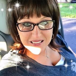 Meet your Posher, Abbie