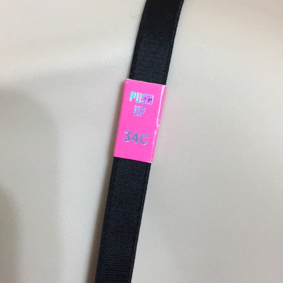 PINK Wear Everywhere Push-Up Bra - Picture 5 of 5