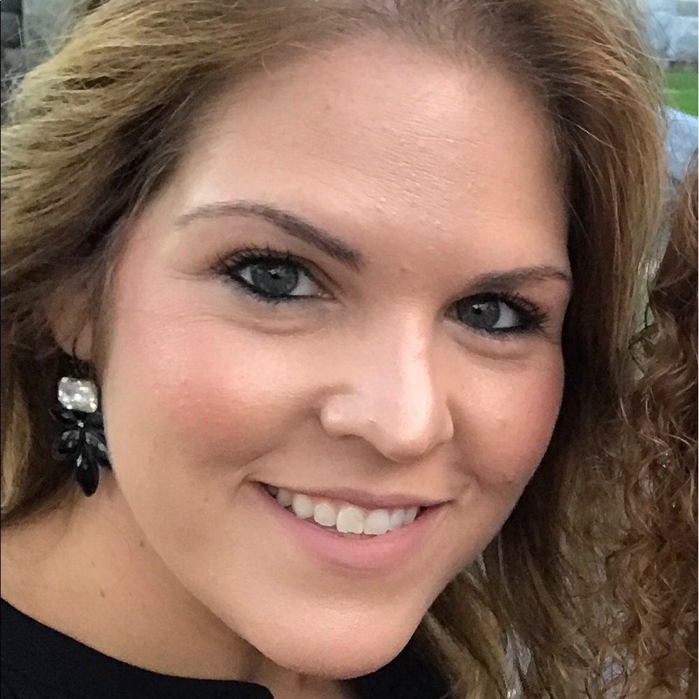 Meet your Posher, Lexie