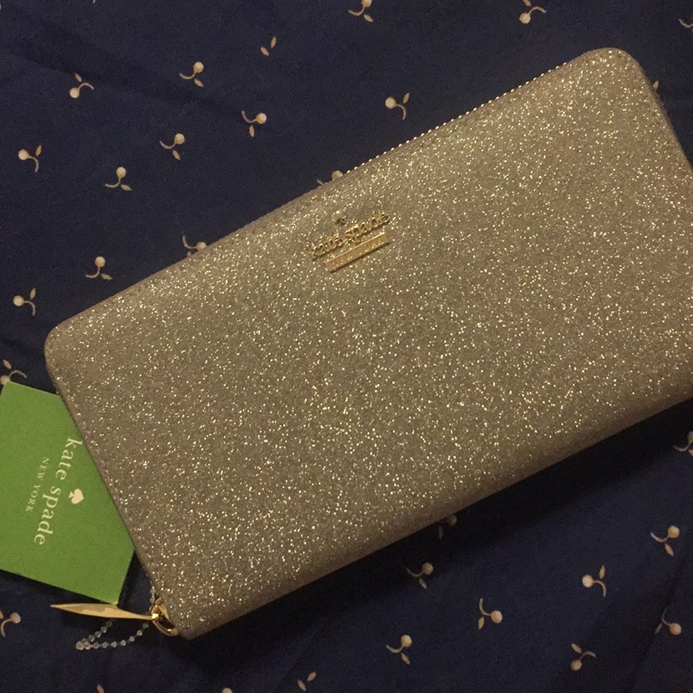 NWT kate spade Burgess Court Lacey Wallet