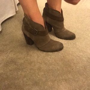 BCBG brown suede booties!