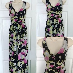 Old Navy Floral maxi dress