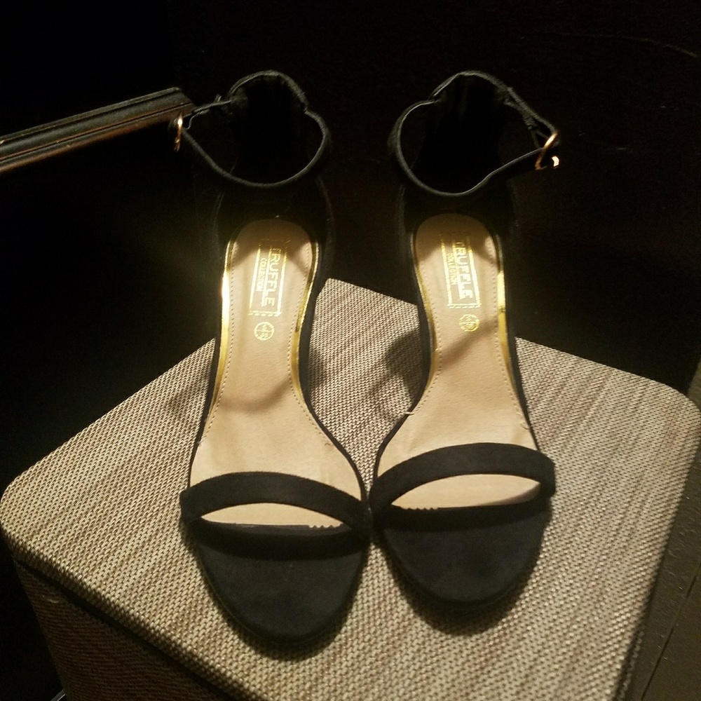 NEW! SUEDE Shoes