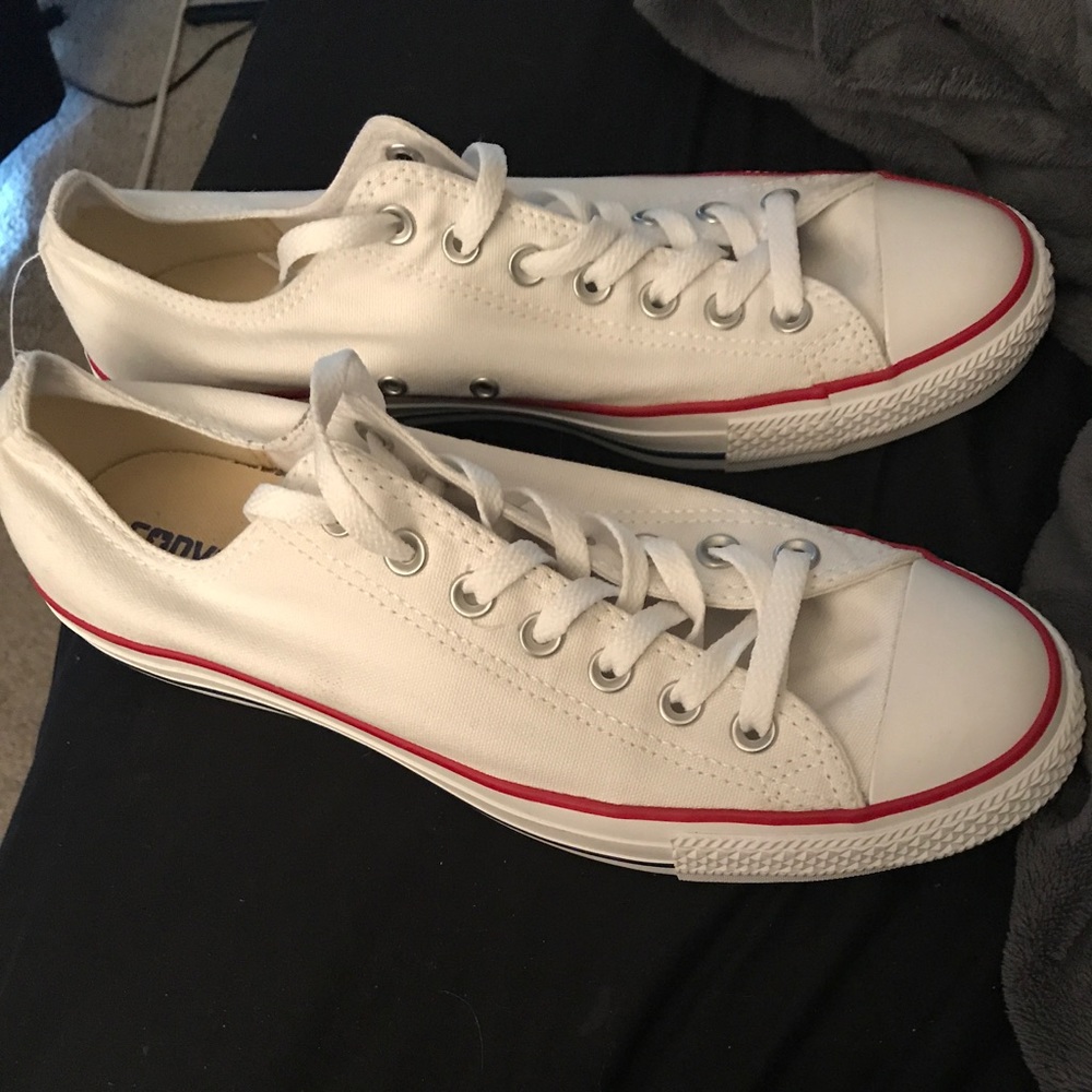 Men's size 9.5 Converse