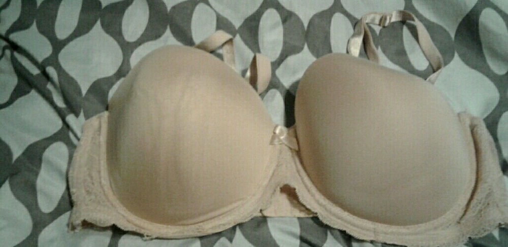 Only wore once.  Excellent condition