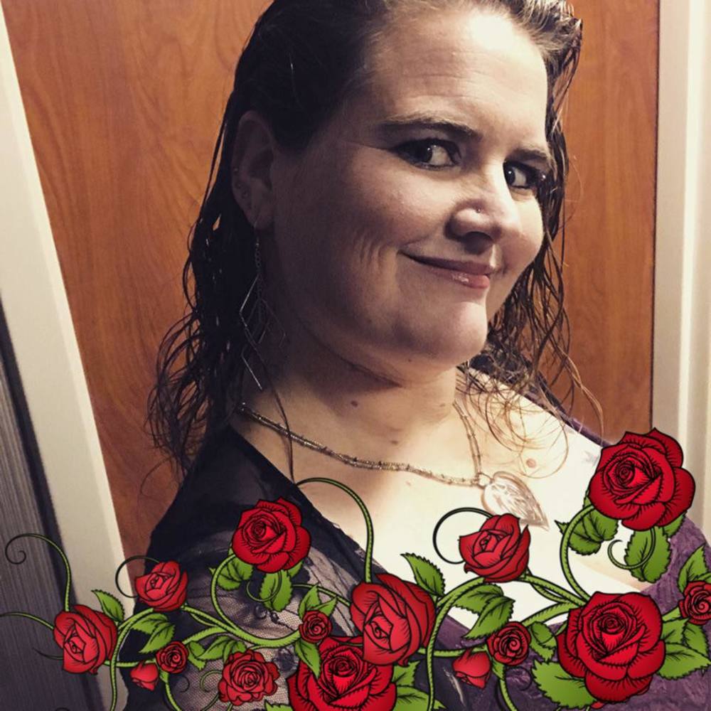 Meet your Posher, Kelly