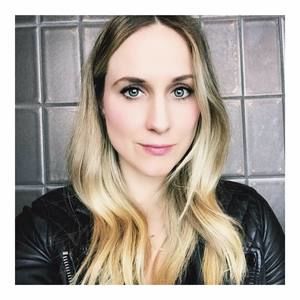 Meet your Posher, Elyse