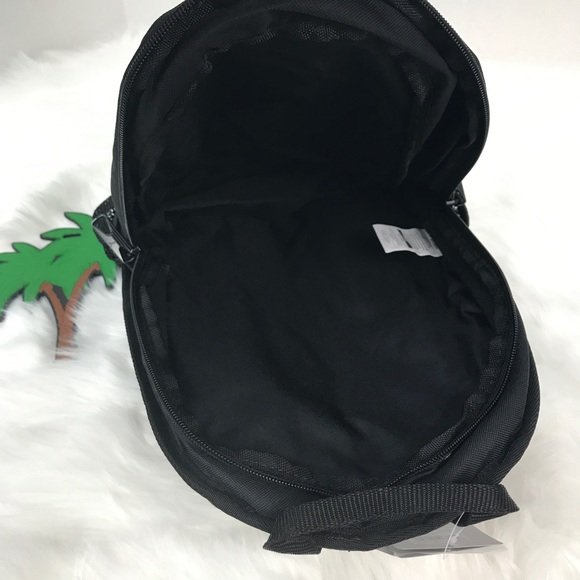 Puma Ferrari official black bag backpack new - Picture 3 of 4