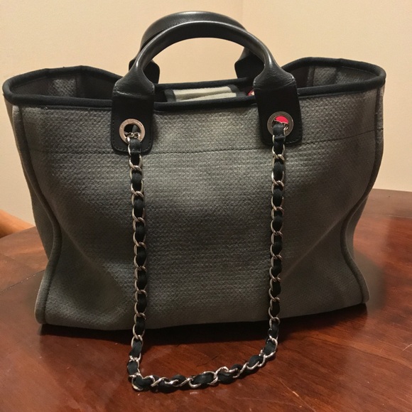 Chanel Deauville 💎Traded💎Distressed Grey Large - Picture 6 of 8