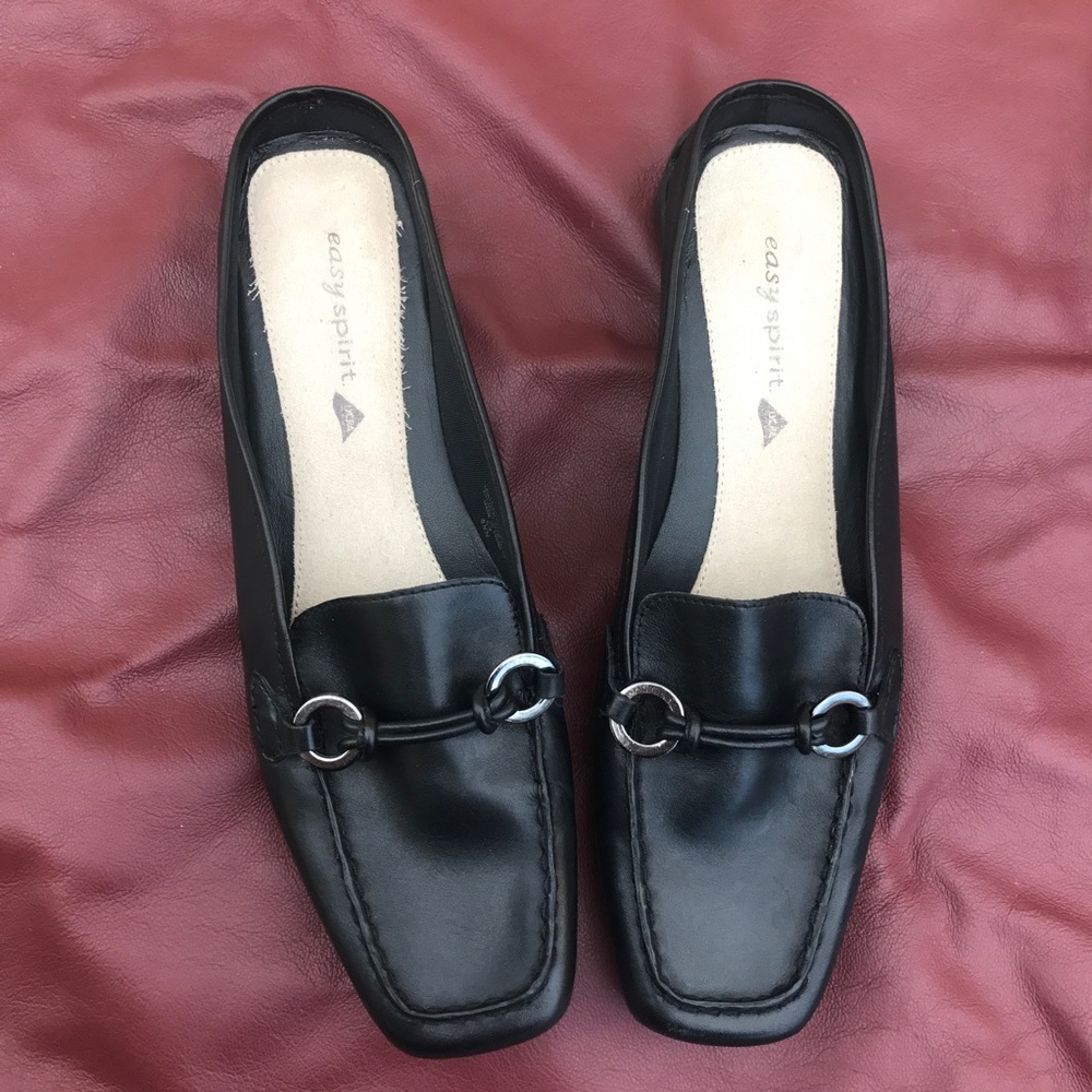 Easy spirit vintage flats
