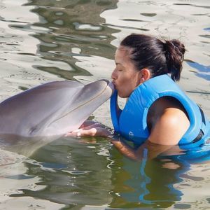 Meet your Posher, Deby