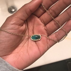 Kendra Scott necklace