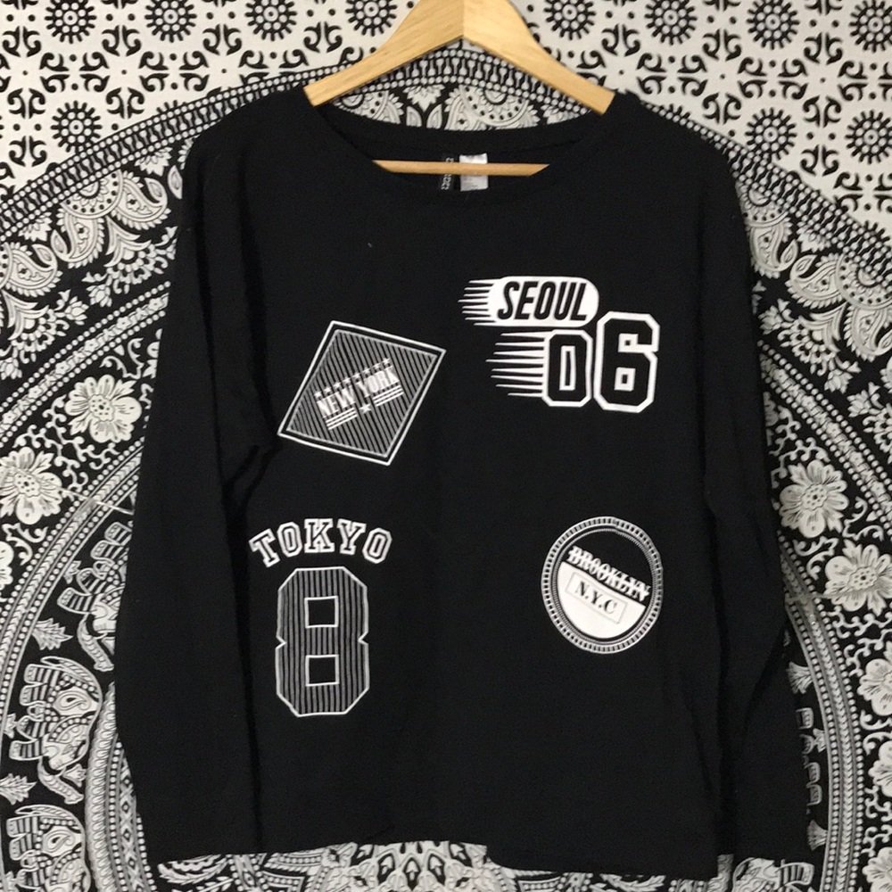 Graphic Print Crewneck Sweater