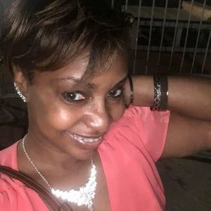 Meet your Posher, Rhonda