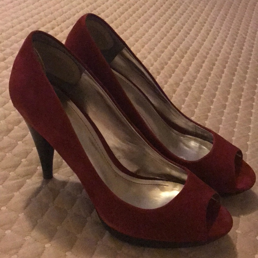 Beautiful pump heels