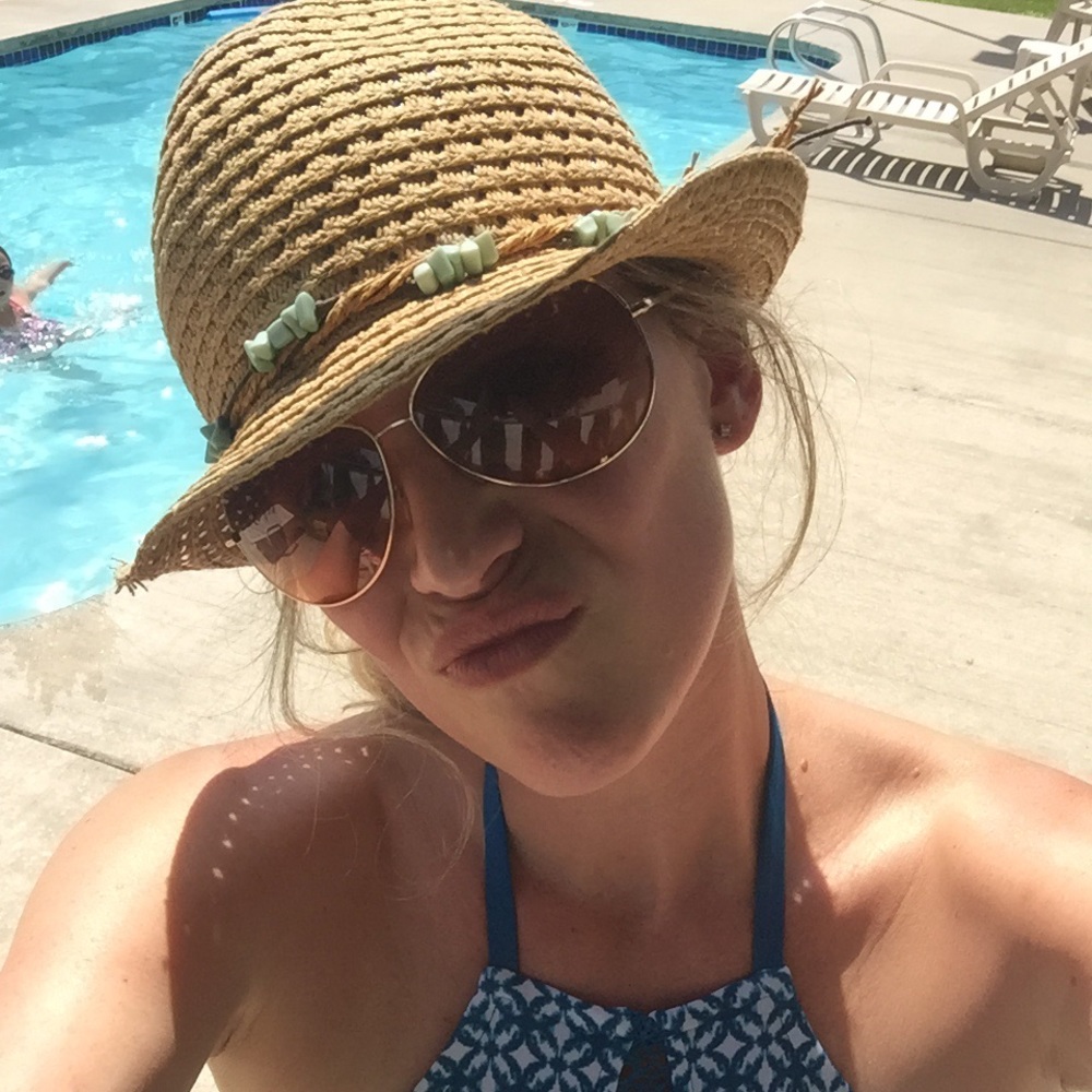 Meet your Posher, Kristina