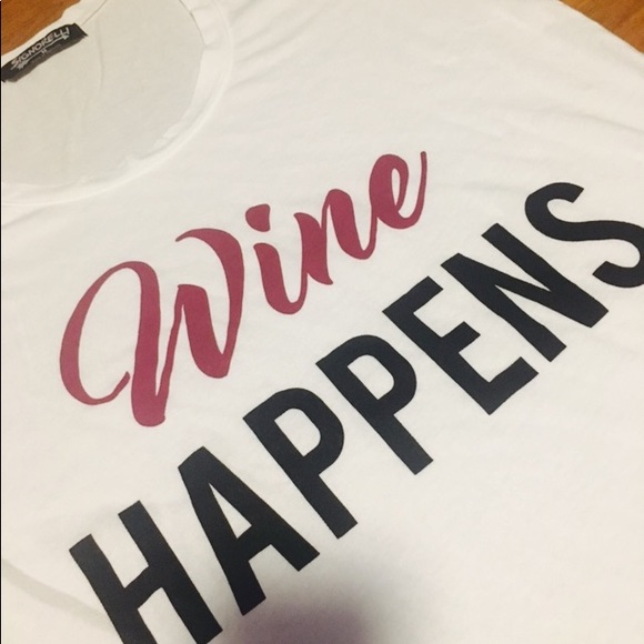 🔐Wine Happens top🔐 - Picture 2 of 4