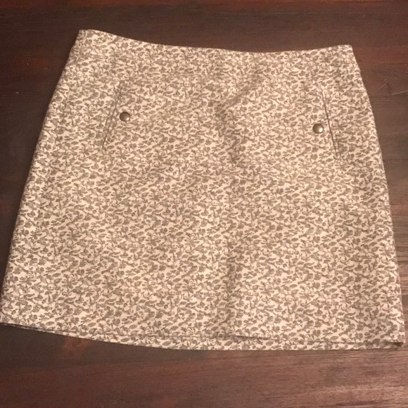 Loft patterned skirt - Picture 1 of 3