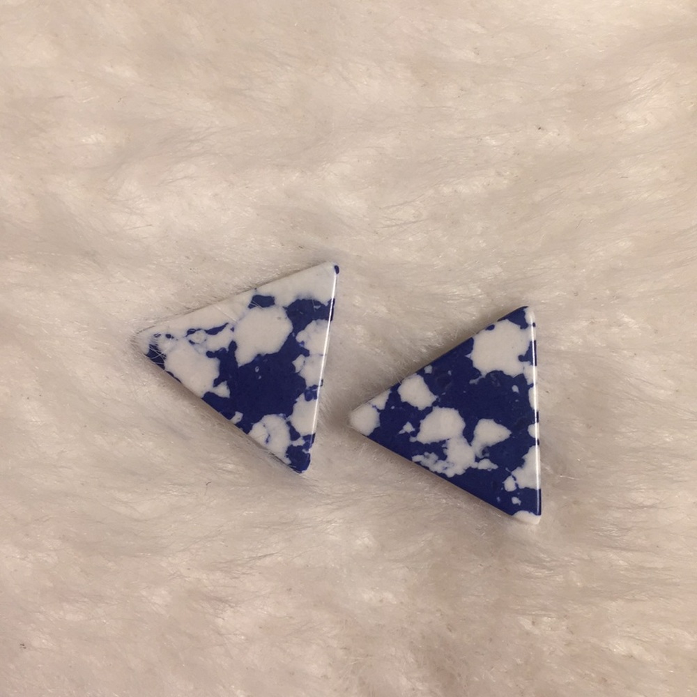 Free earrings! - Picture 2 of 2