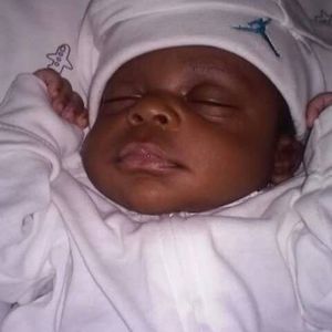 Meet your Posher, Eshona