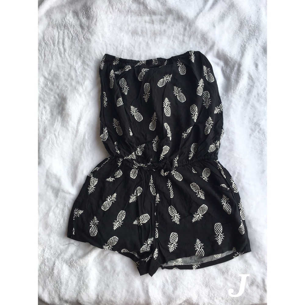 Pineapple romper