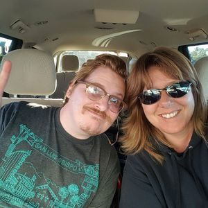 Meet your Posher, Lori