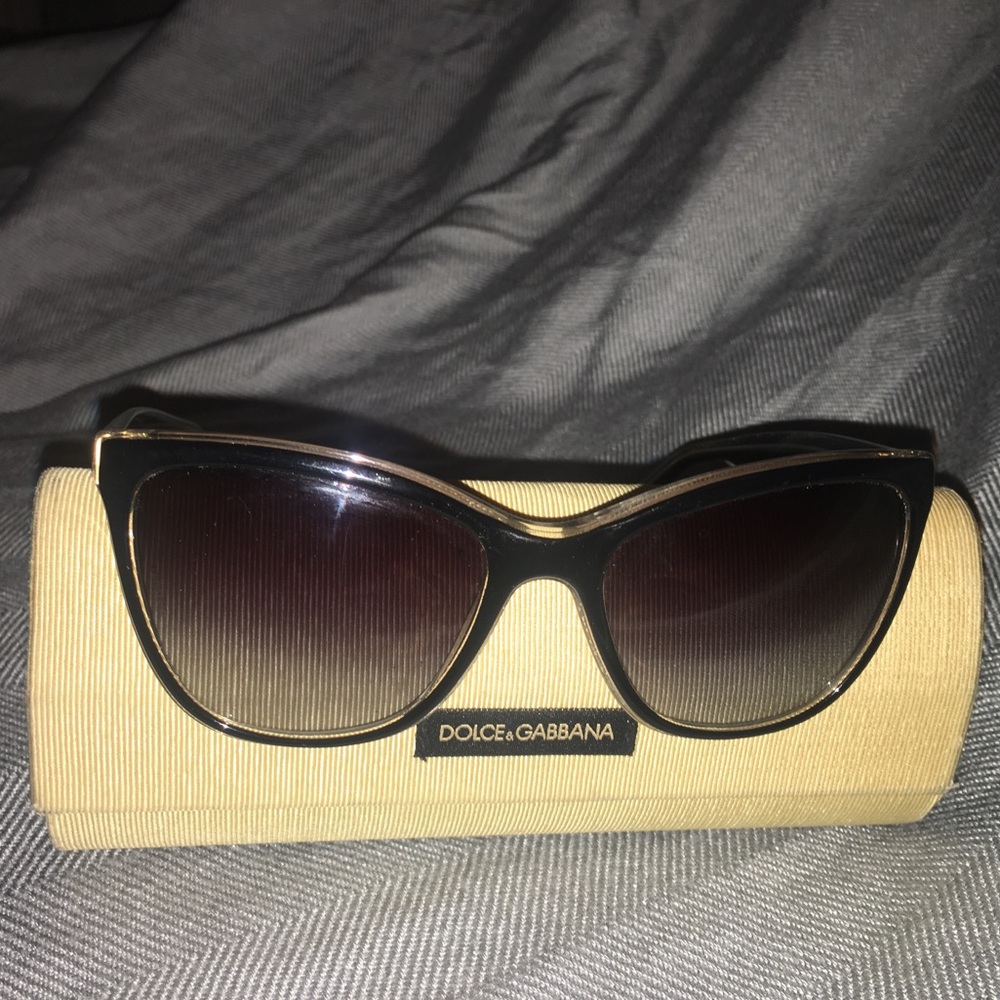 Authentic Retro Dolce & Gabana sunglasses - Picture 2 of 8