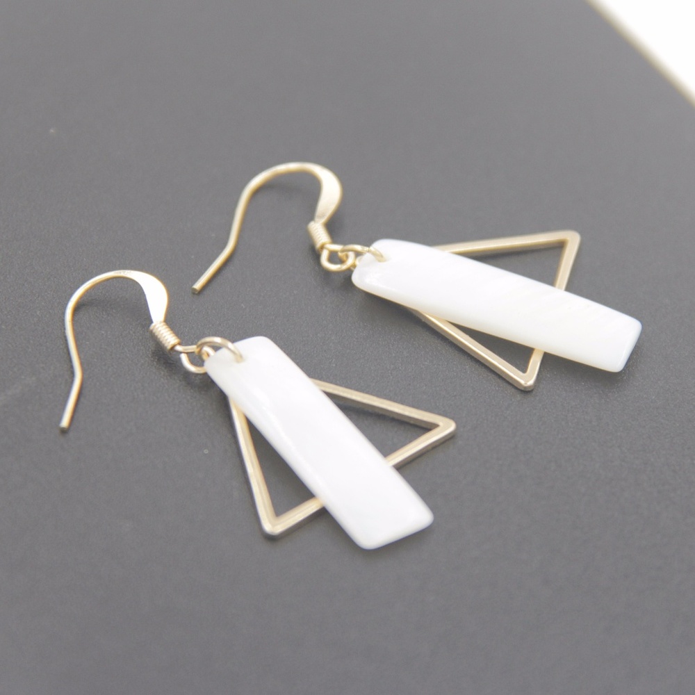 ❤️Sale❤️ Marble Shell Drop Earrings - Picture 3 of 3