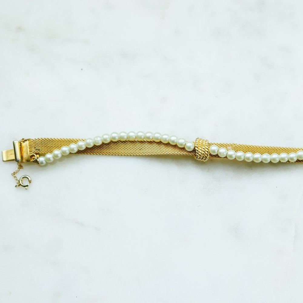 Vintage Faux Pearl & Gold Bracelet
