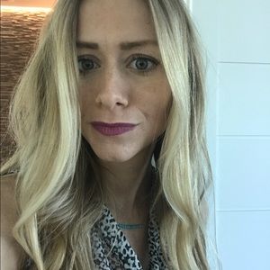 Meet your Posher, Shana