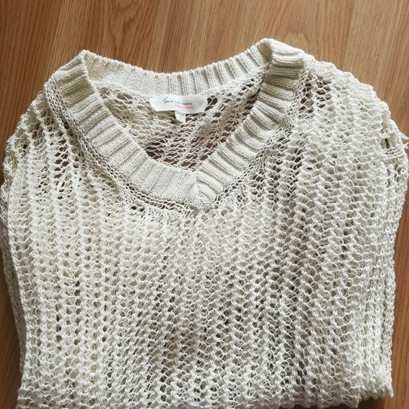 Vince Camuto - Picture 4 of 4