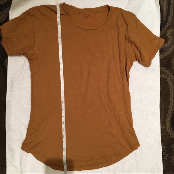 Madewell slub cotton tee in mustard - Picture 7 of 7
