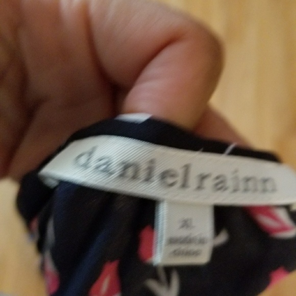 Danielrainn - Picture 3 of 5