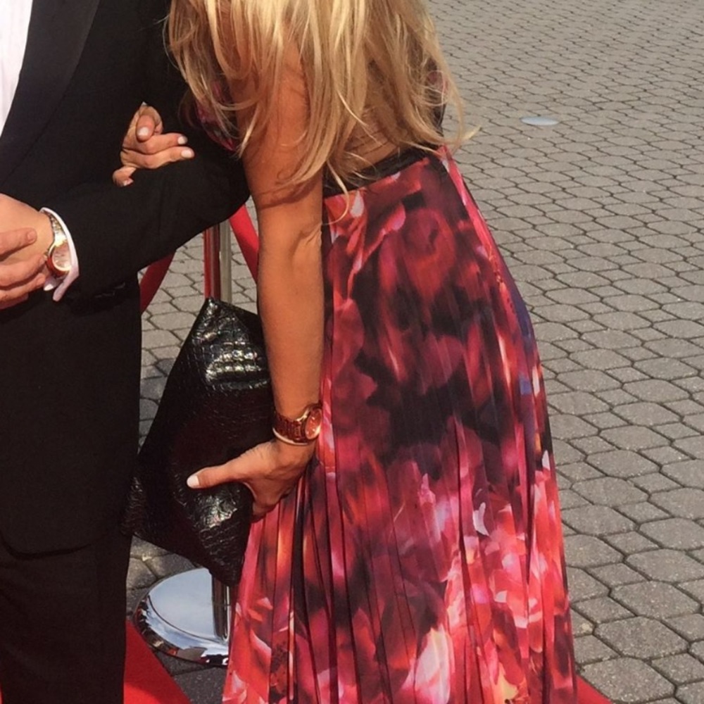 Bebe maxi floral dress