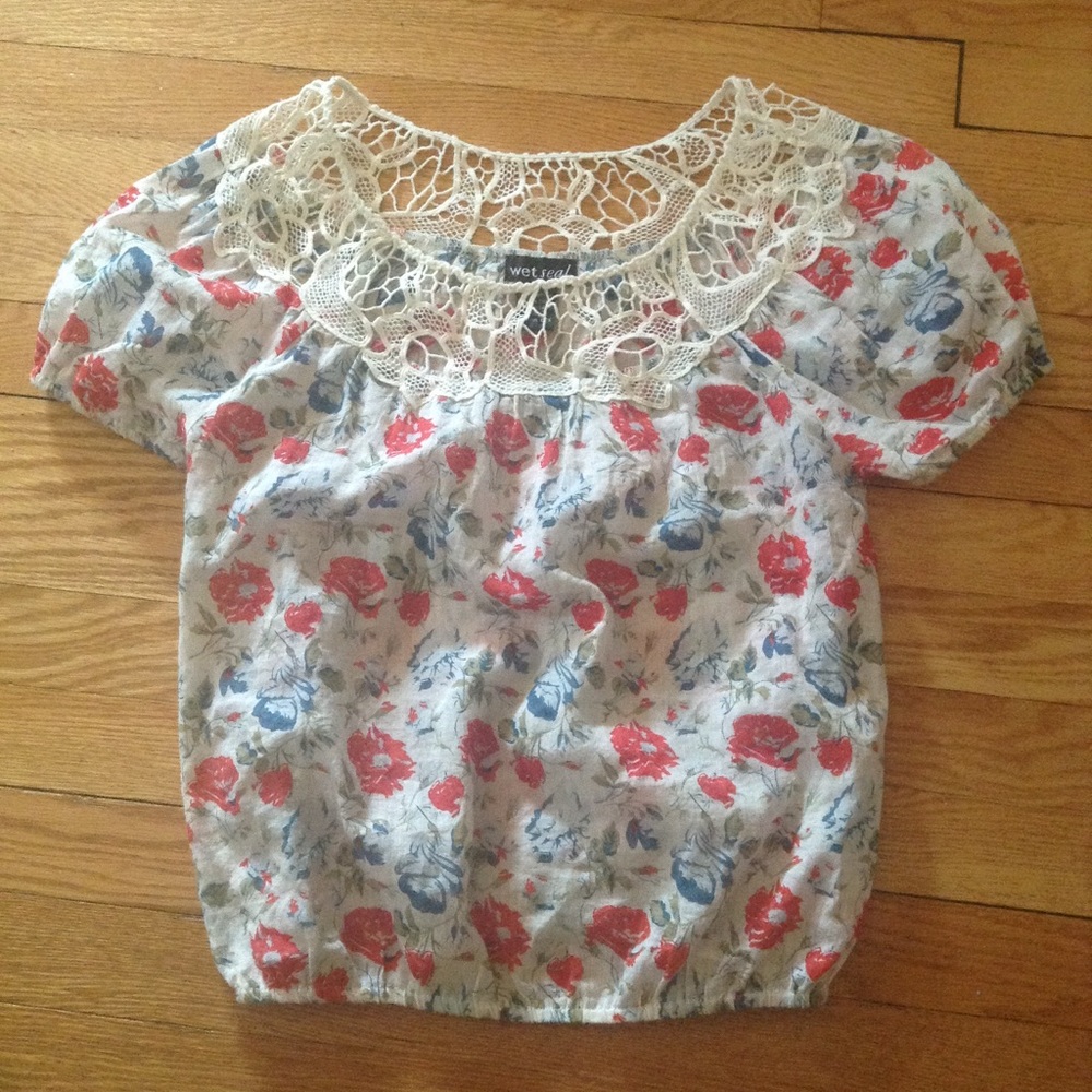 Wet Seal Cotton Floral Boho Peasant Top SMALL