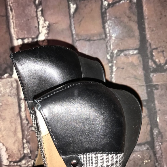 CIRCA~Joan & David LUXE~JISSALINE~Comfort Wedges - Picture 4 of 6