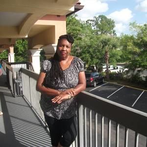 Meet your Posher, Alzada