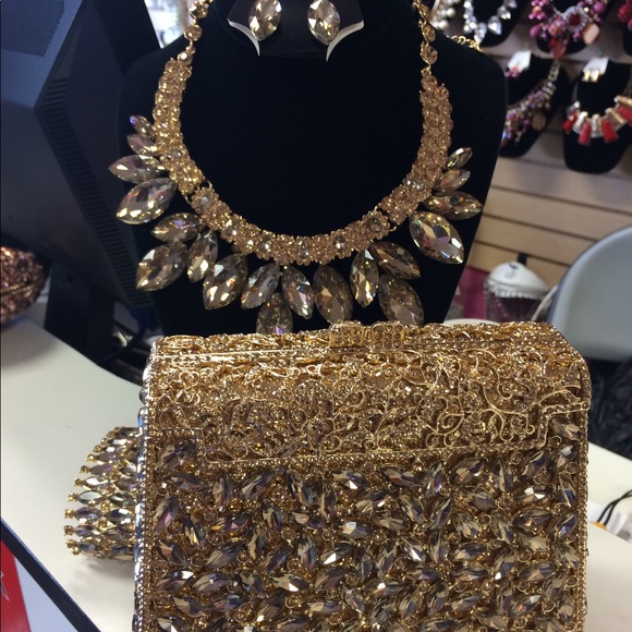 Meet your Posher, Thelma - Picture 4 of 8