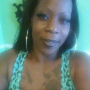 Meet your Posher, Johnita